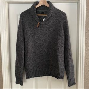 Gorgeous Banana Republic Wool Sweater